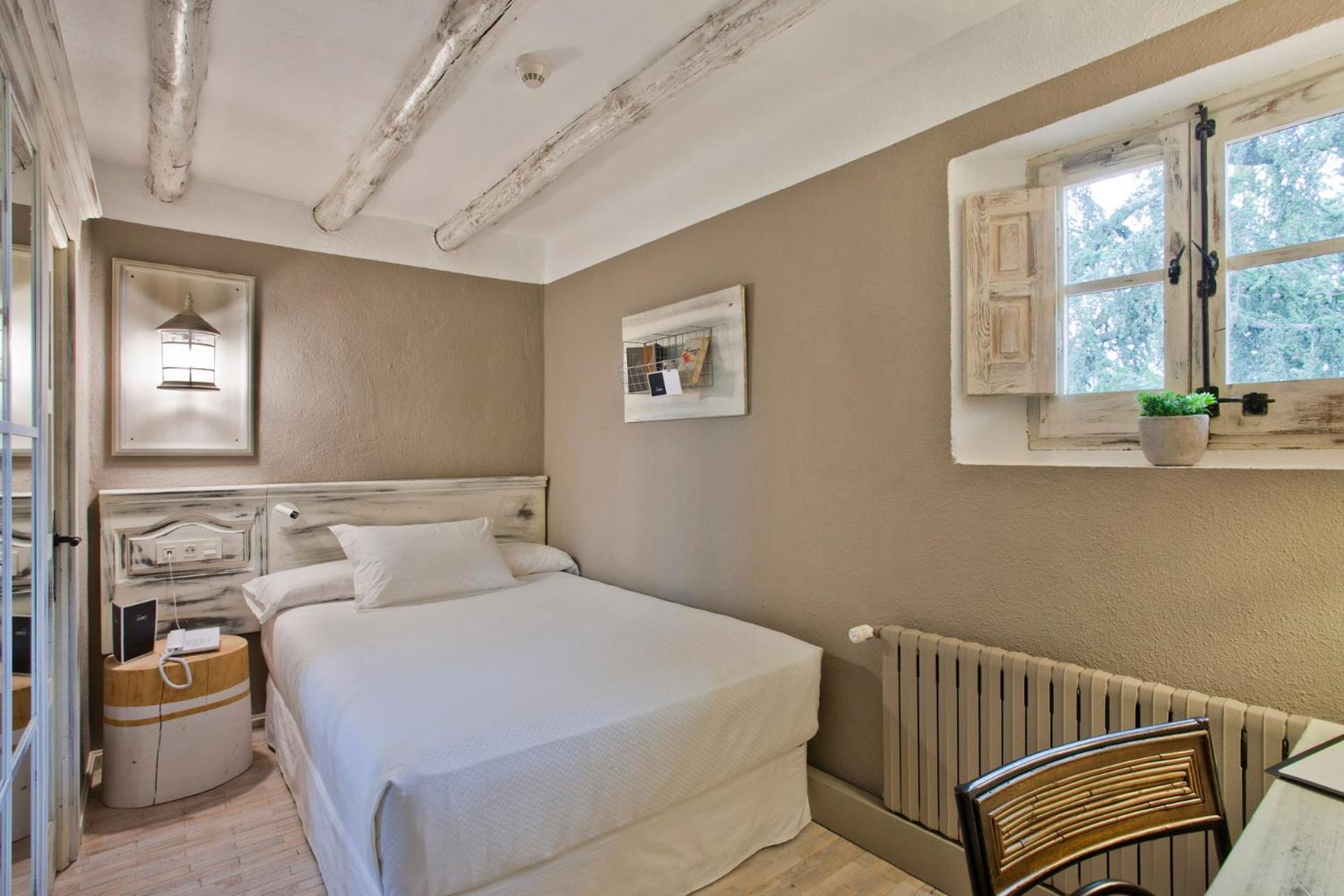 Single Room,1272946696:JPEG